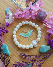 Load image into Gallery viewer, La Luna Bracelet - 8mm Mother of Pearl - Stretch Mala Bracelet