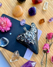 Load image into Gallery viewer, 80x65mm Megalodon Tooth - 925 Sterling Silver Detail