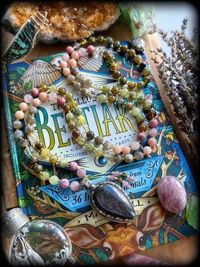 Secret garden - Rhodonite + Rose Quartz + Green Garnet + Peach Moonstone + Hematoid Quartz + Grey Moonstone - 108 Mala Necklace - Hypersthene Pendant