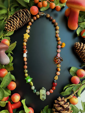 Feywylde - 17” Choker - 8mm Gemstone + Lampwork Glass Critters - Prehnite Pendant