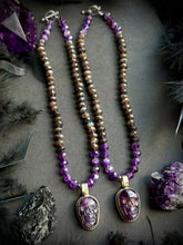 Load image into Gallery viewer, 💀Violet Ossuary - 16” Choker - 8mm - Labradorite + Amethyst Rondelle + Amethyst Skull Focal