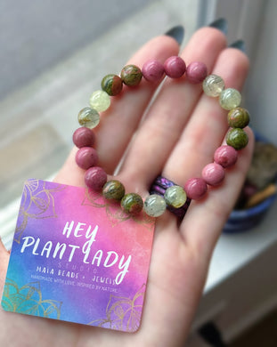 Flowing Heart Center Gemstone Bracelet