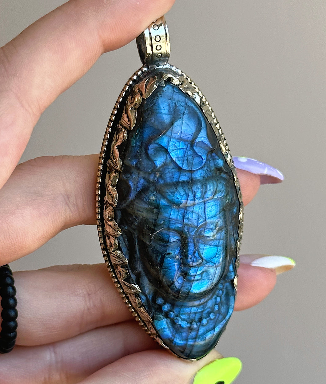 80mm Quan Yin Labradorite Carving - White Brass