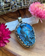 Load image into Gallery viewer, 55mm Labradorite Ganesha Elephant Carving - White Brass