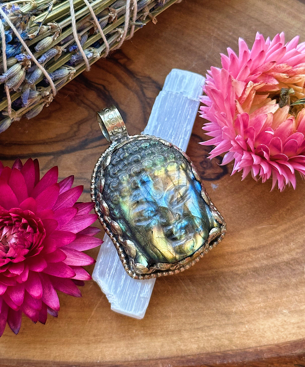 44mm Labradorite Buddha Carving - White Brass