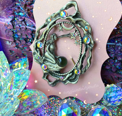 Stargazing Goddess - Vintage Brooch