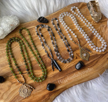 Load image into Gallery viewer, Positive Manifestation - 108 - Luxe Peridot Mala