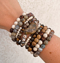 Load image into Gallery viewer, Davy Jones&#39; Locker - 8mm Wood Skulls + Sandalwood - Stretch Bracelet