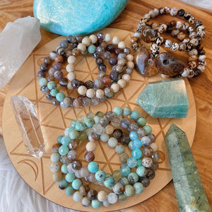 Peaceful Meadow - 8mm Prehnite, Rainbow Moonstone, Labradorite, Mystic Mocha Agate, Mystic Aqua Agate - Stretch Bracelet