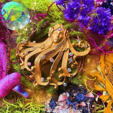 Vintage Cosmic Goddess Gold Brooch