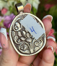 Load image into Gallery viewer, 55mm Labradorite Buddha Pendant - 4